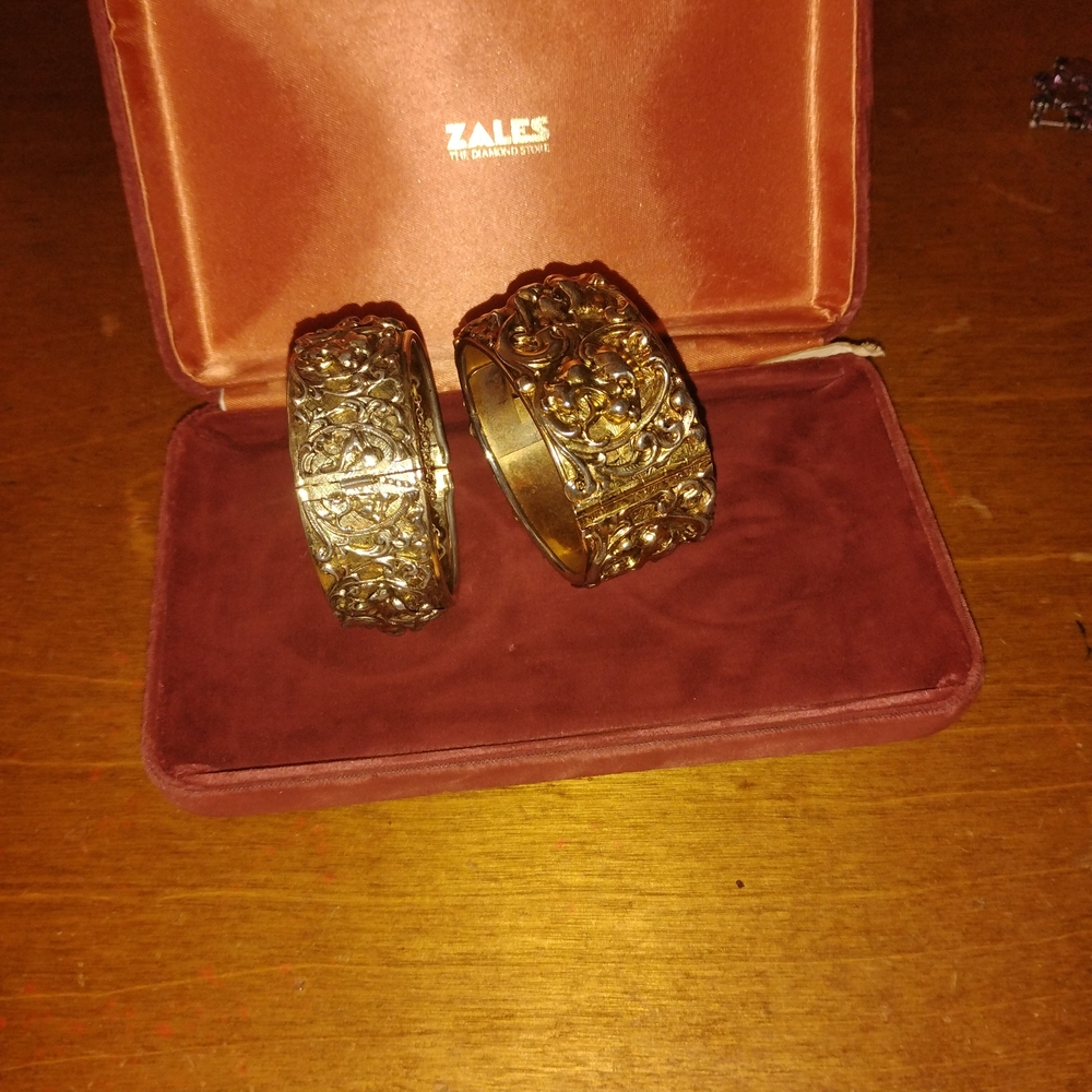 Zales Gold Cuff Bracelets with Intricate Design